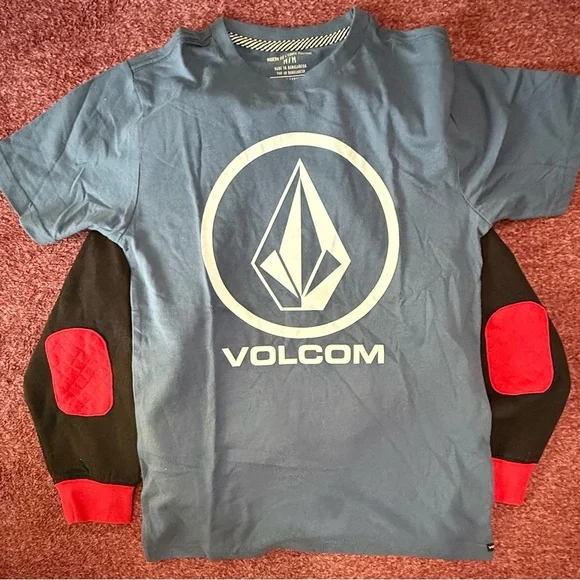 Volcom/Disney boy 5 piece bundle size 7 - Picture 4 of 5